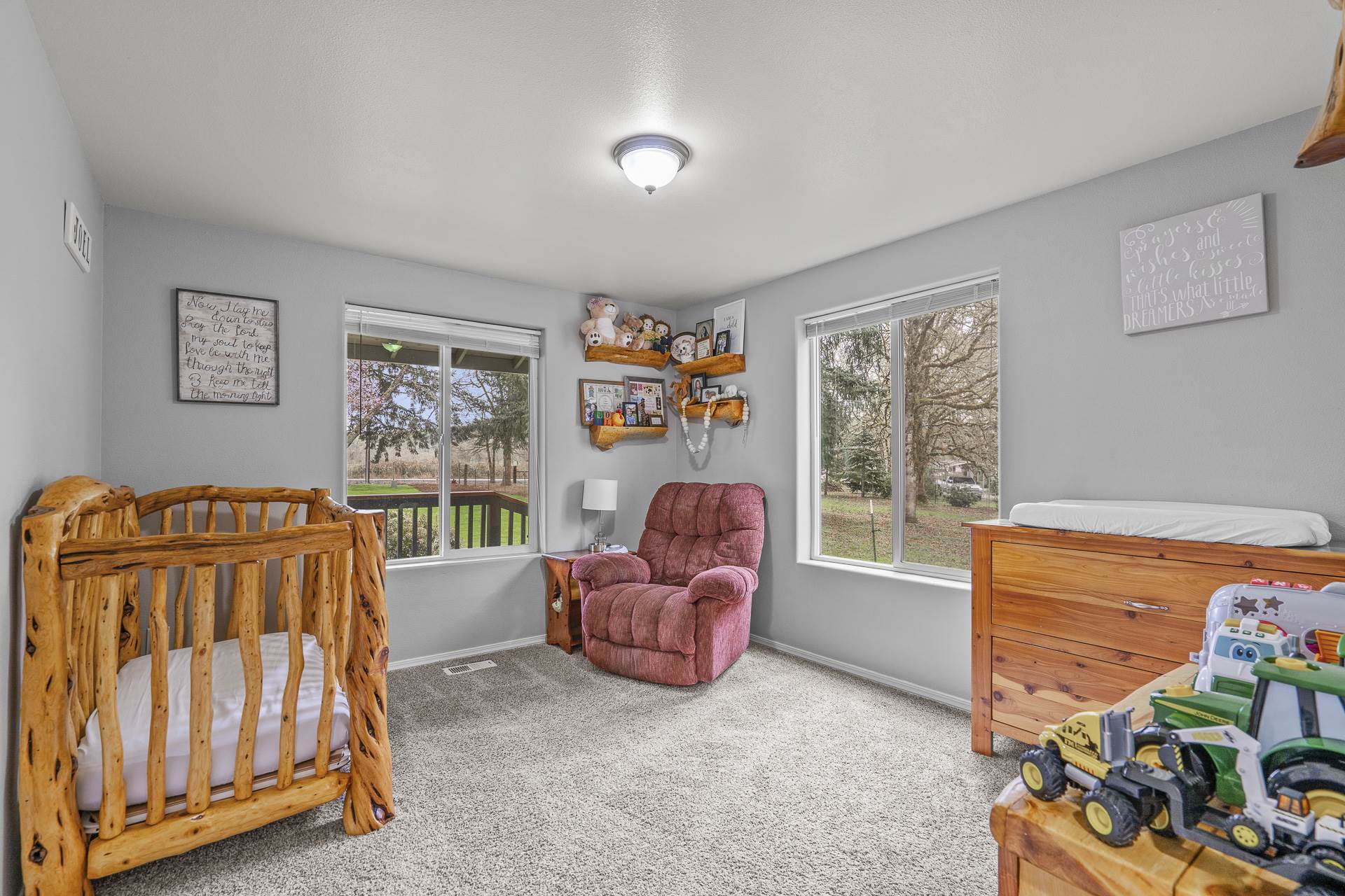 38979 Sodaville Waterloo Dr, Lebanon, OR 97355