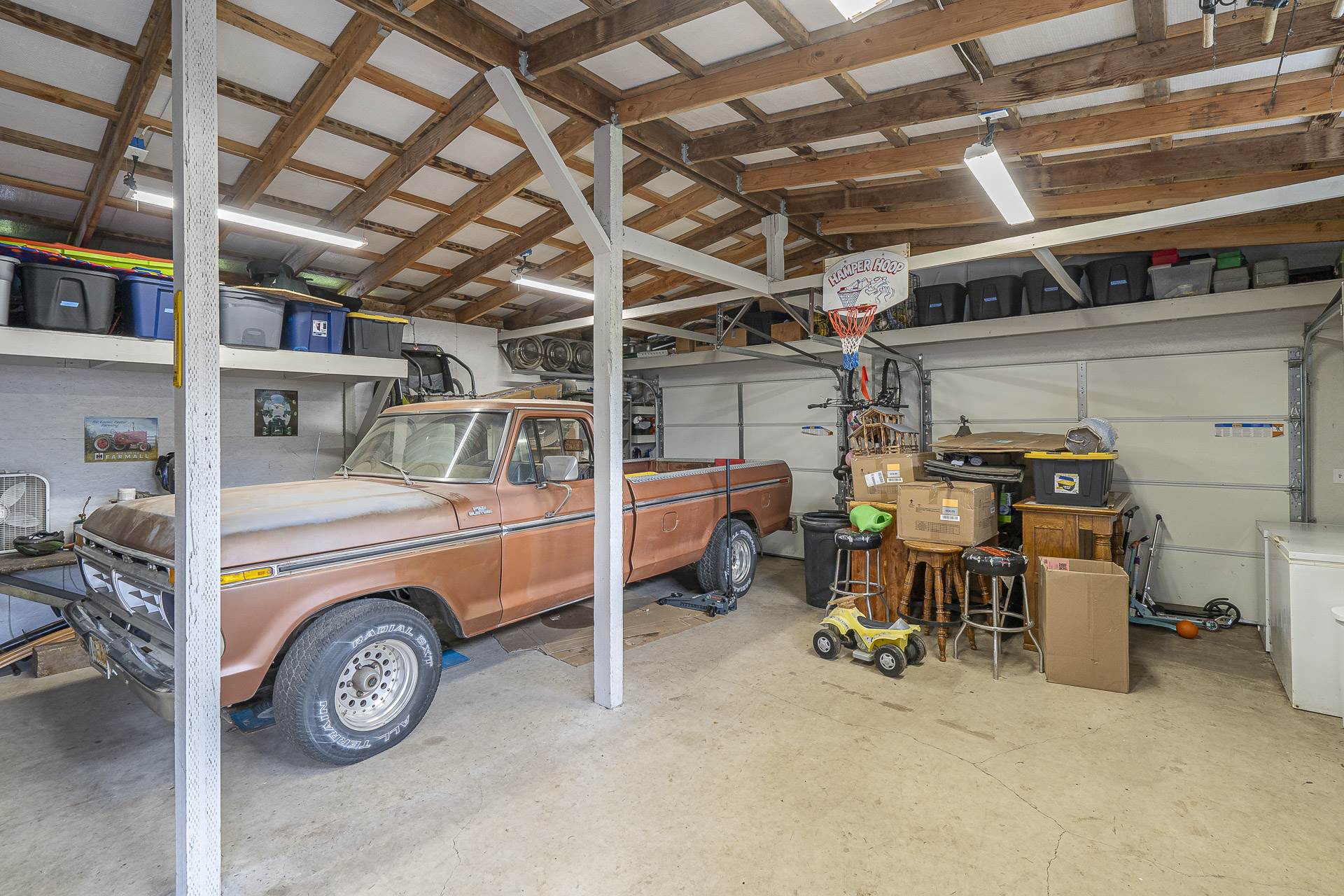 38979 Sodaville Waterloo Dr, Lebanon, OR 97355