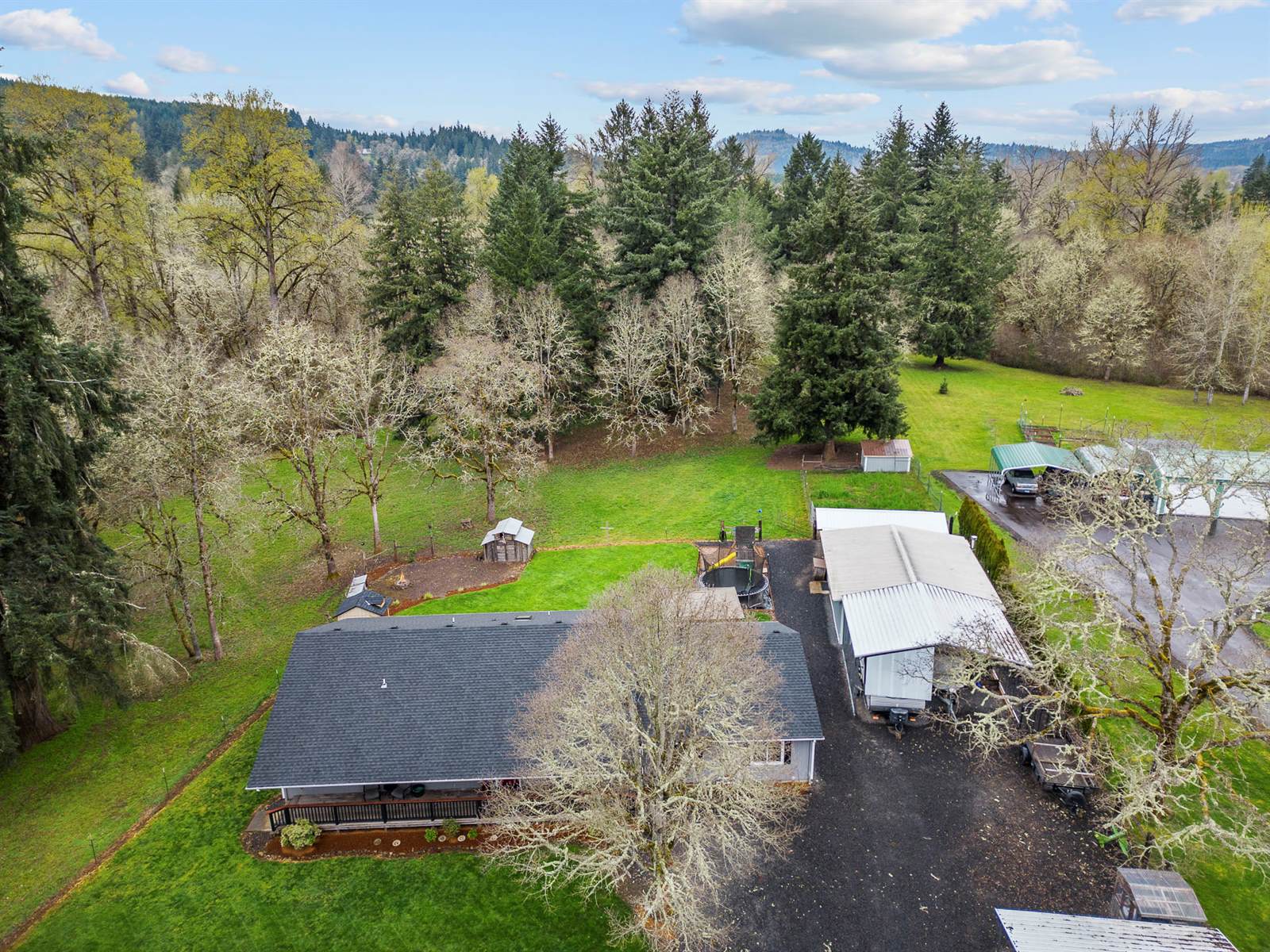 38979 Sodaville Waterloo Dr, Lebanon, OR 97355