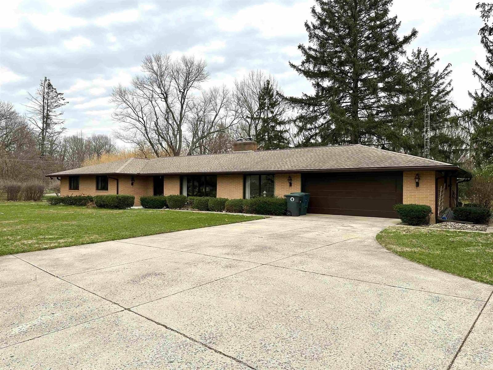 4507 W Peachtree Lane, Muncie, IN 47304