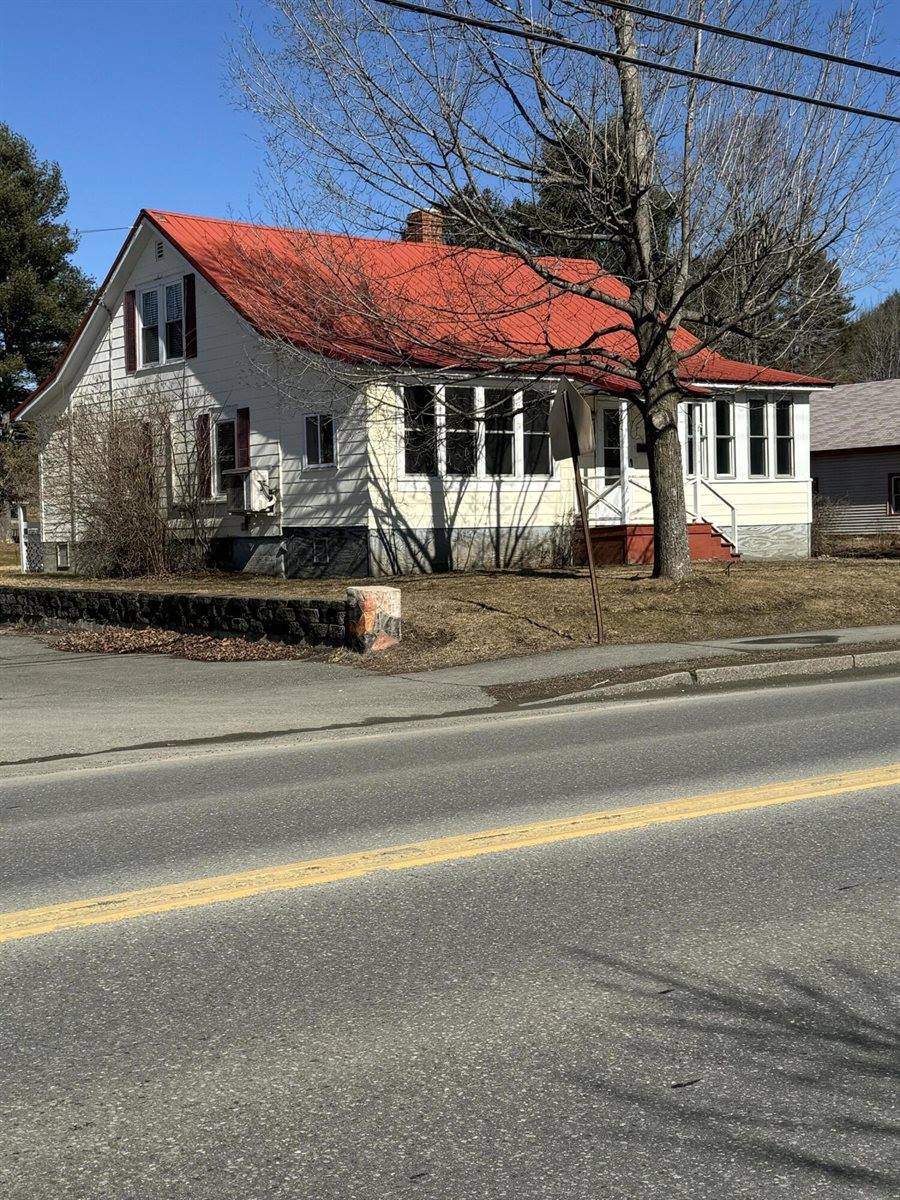 947 West Main Street, Dover-Foxcroft, ME 04426