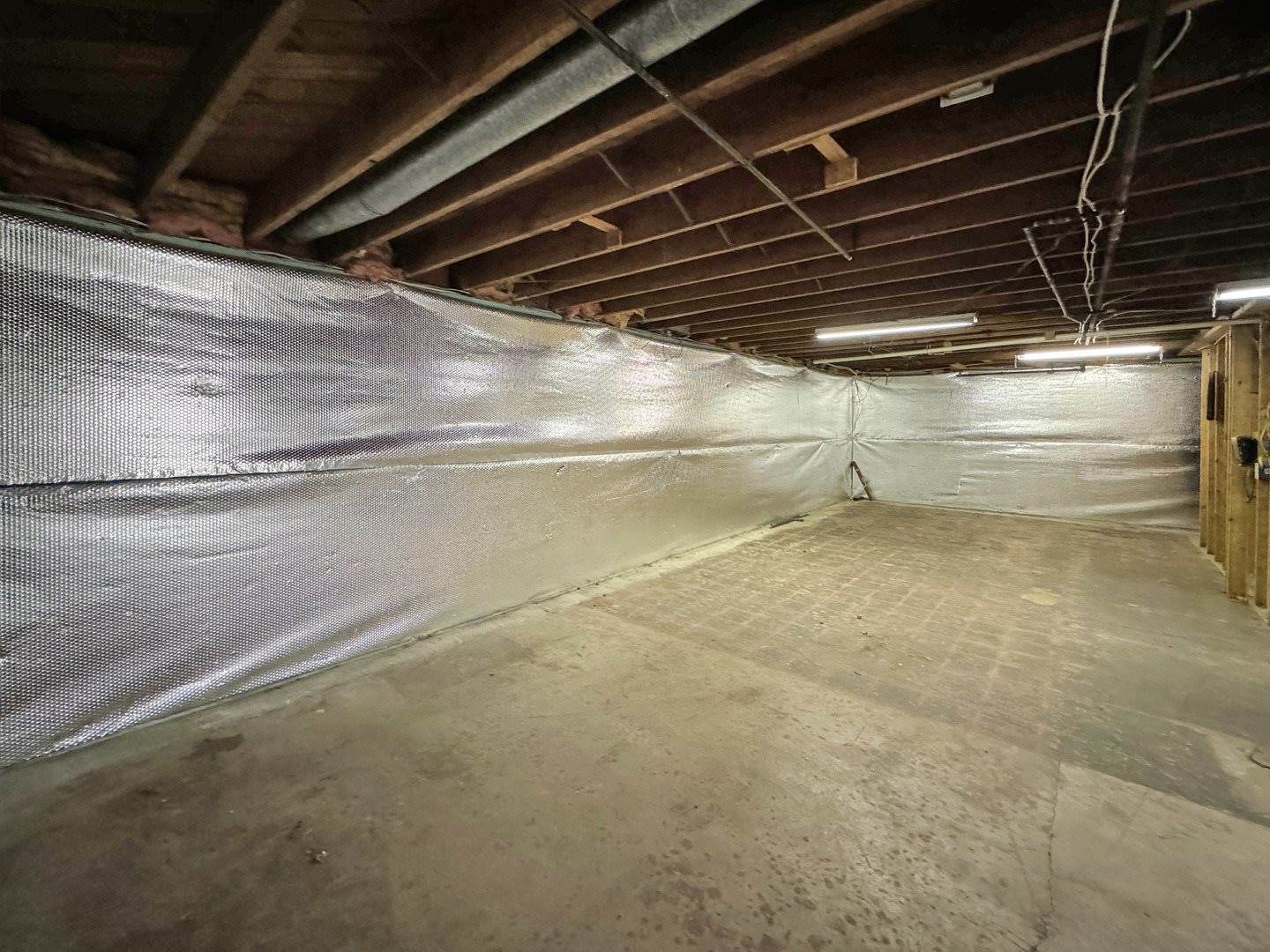 1135 LaCresta Drive, Freeport, IL 61032