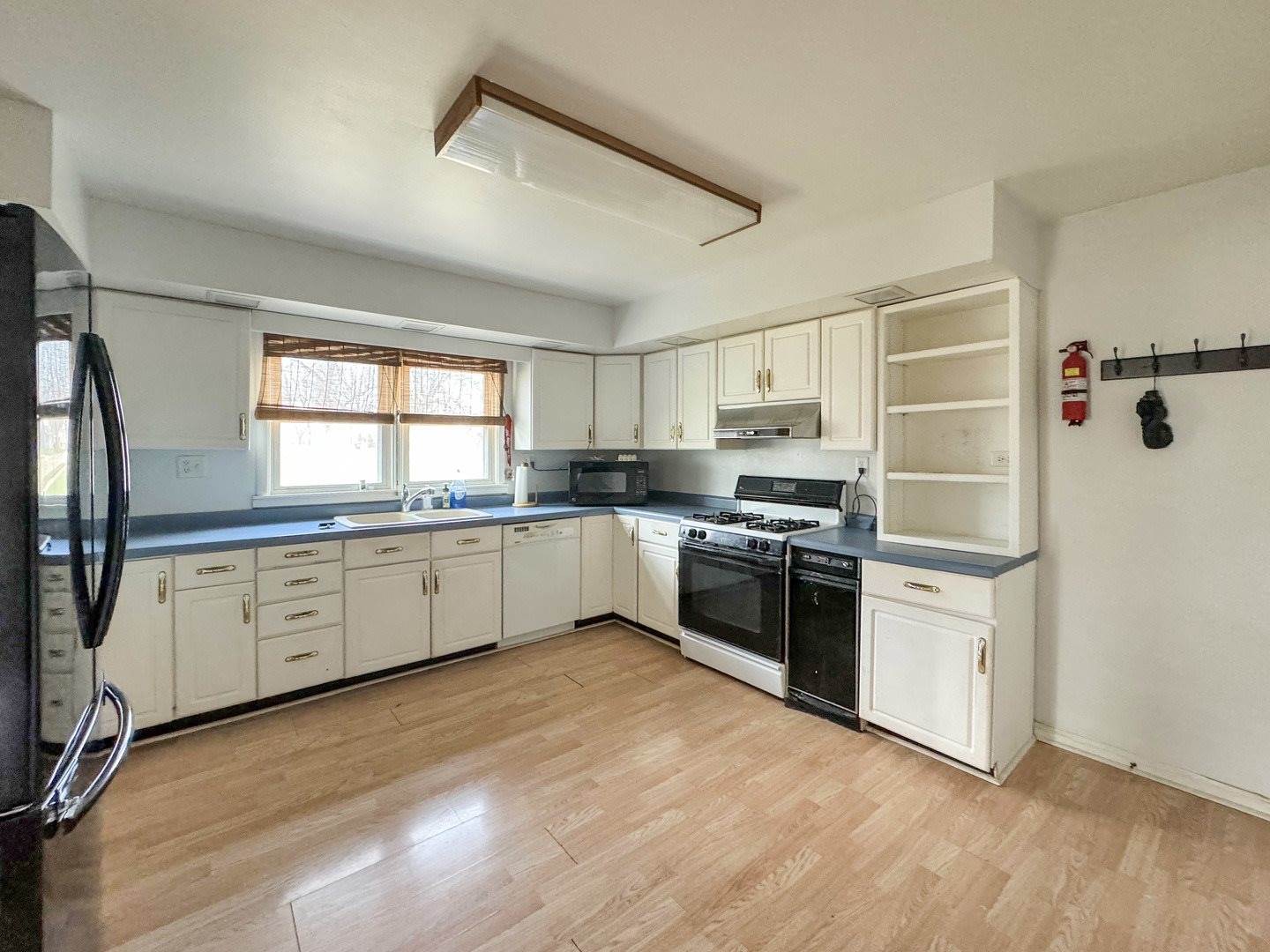 1135 LaCresta Drive, Freeport, IL 61032