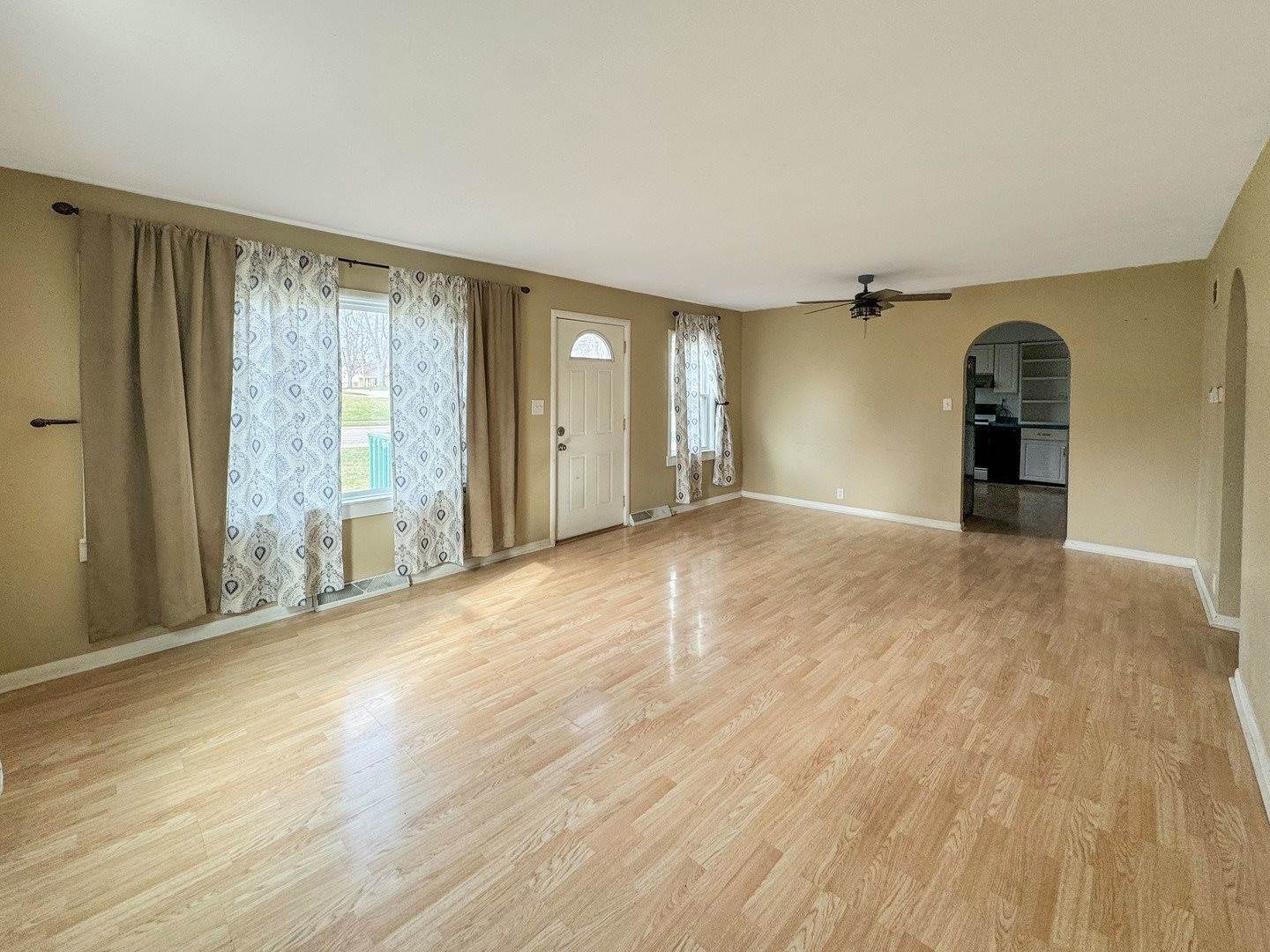 1135 LaCresta Drive, Freeport, IL 61032