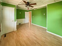 1135 LaCresta Drive, Freeport, IL 61032