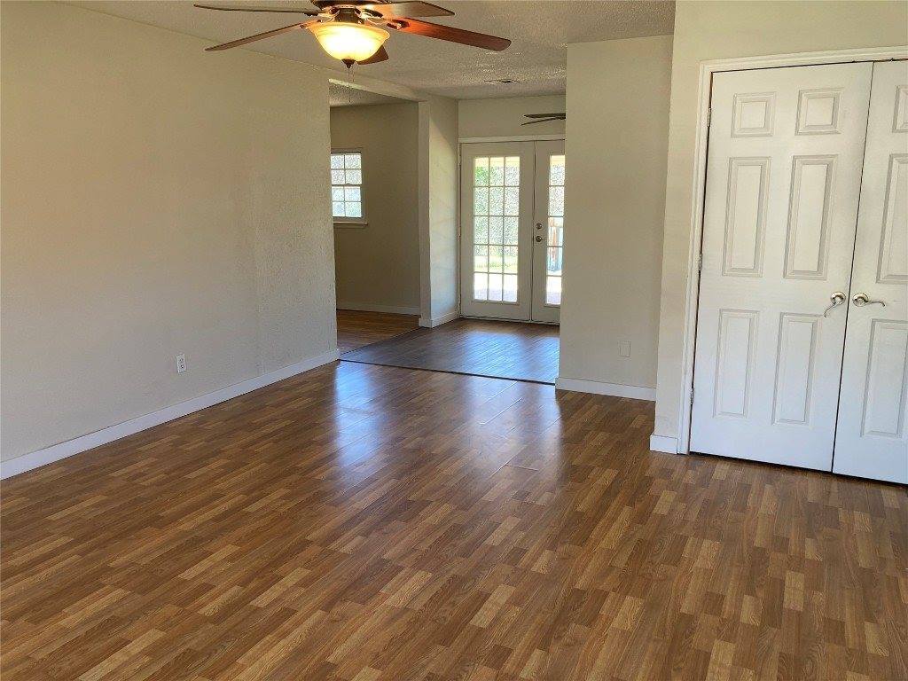 406 Crestdale Drive, Noble, OK 73068