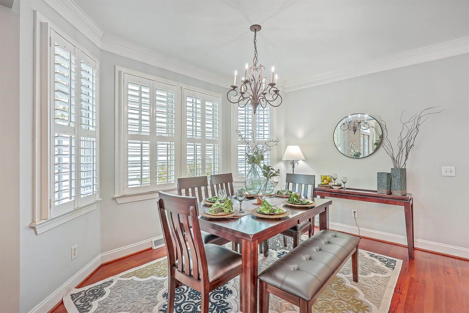 207 Wentworth Street, Charleston, SC 29401