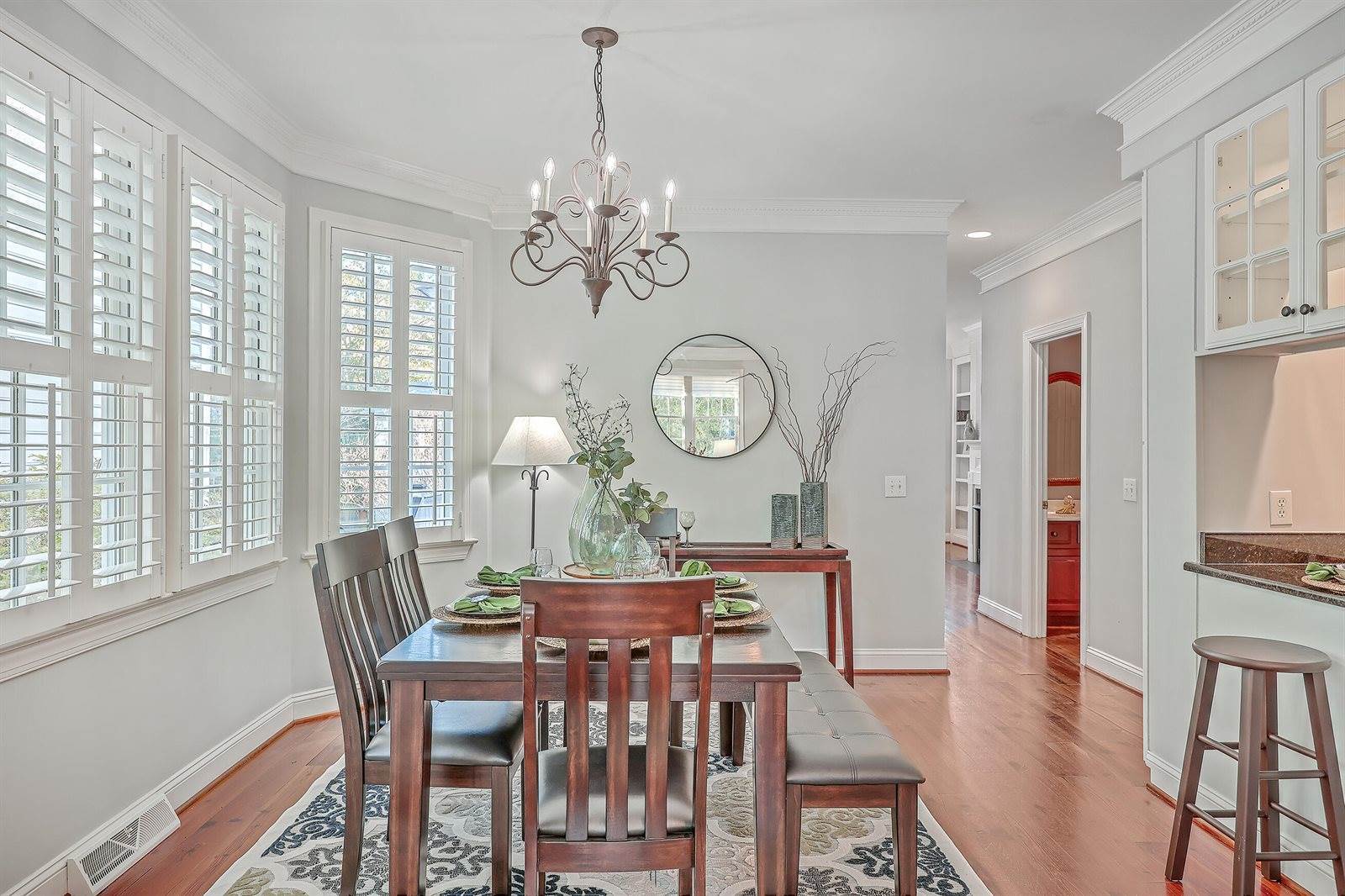 207 Wentworth Street, Charleston, SC 29401