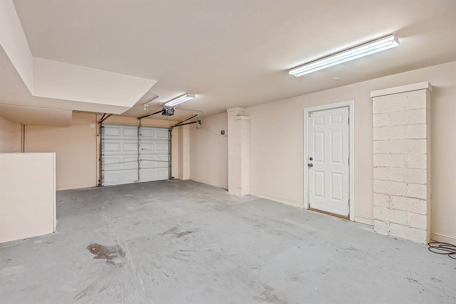 207 Wentworth Street, Charleston, SC 29401