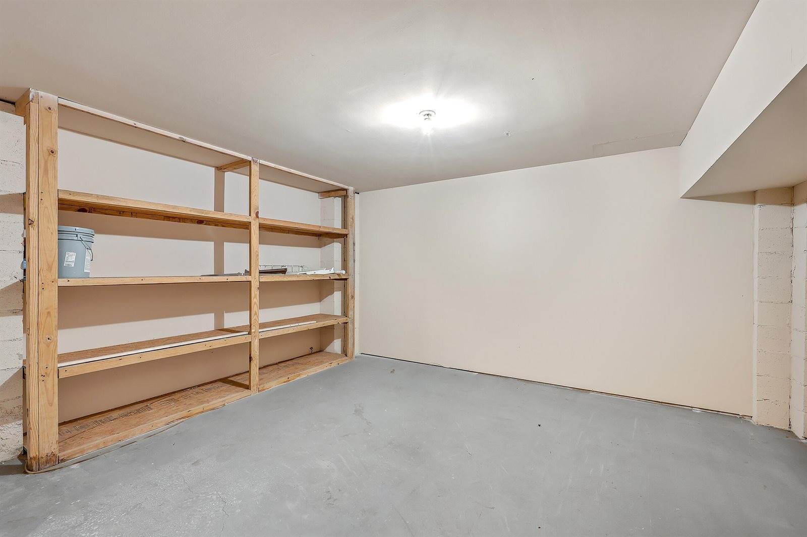 207 Wentworth Street, Charleston, SC 29401