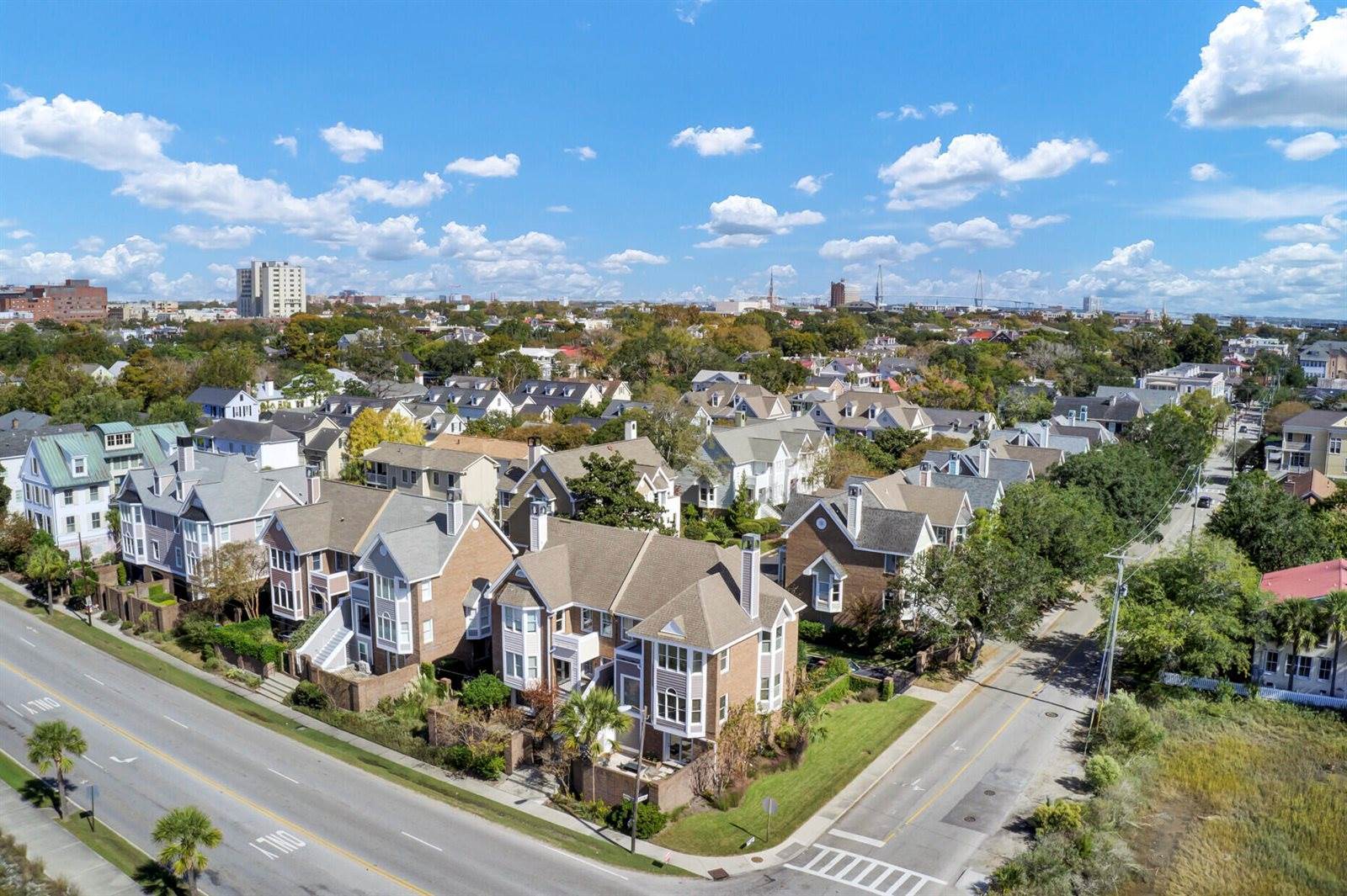 207 Wentworth Street, Charleston, SC 29401