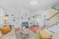 207 Wentworth Street, Charleston, SC 29401