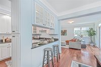 207 Wentworth Street, Charleston, SC 29401