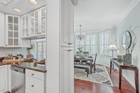 207 Wentworth Street, Charleston, SC 29401