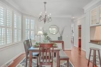 207 Wentworth Street, Charleston, SC 29401