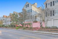 207 Wentworth Street, Charleston, SC 29401