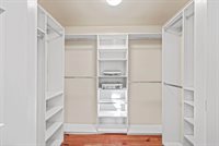 207 Wentworth Street, Charleston, SC 29401