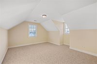 207 Wentworth Street, Charleston, SC 29401