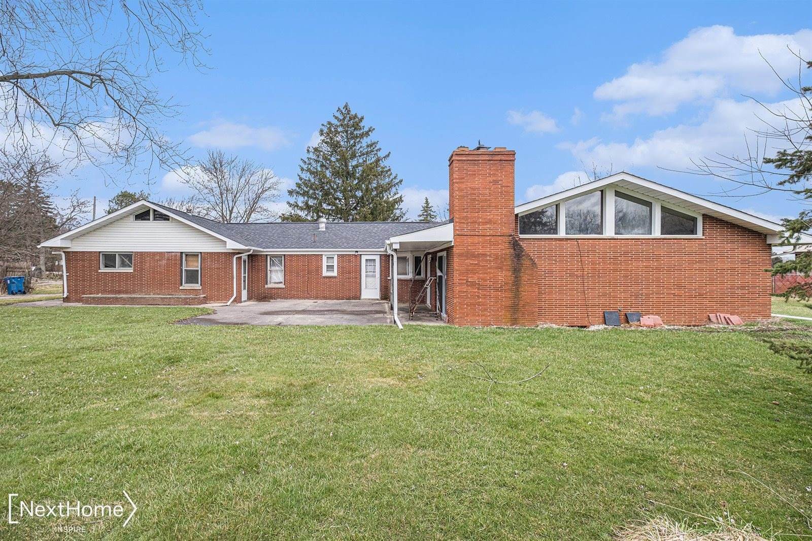 8049 W Corunna Road, Flint, MI 48532