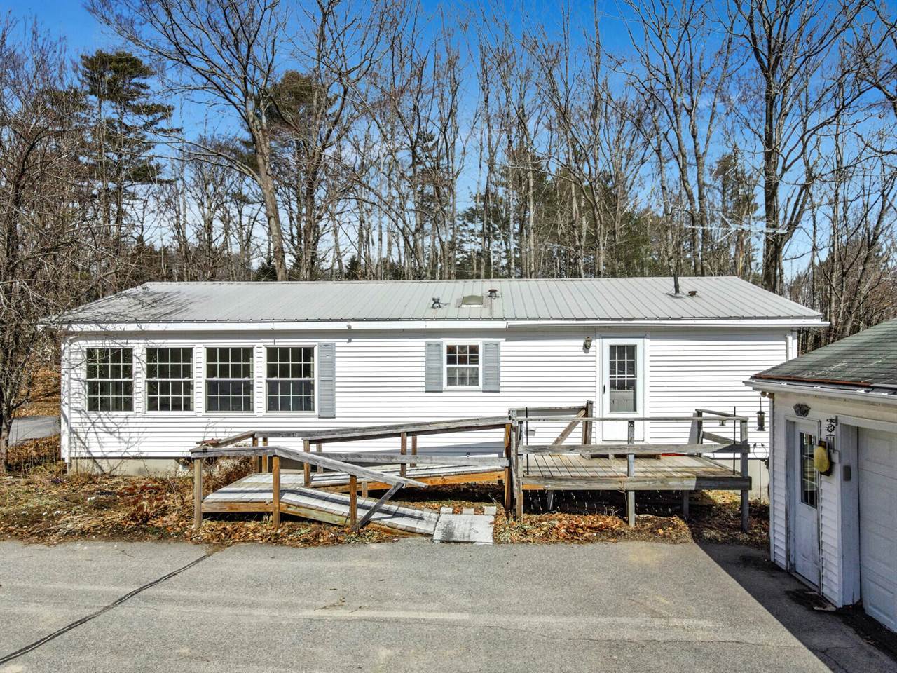 215 Tuttle Road, Pownal, ME 04069