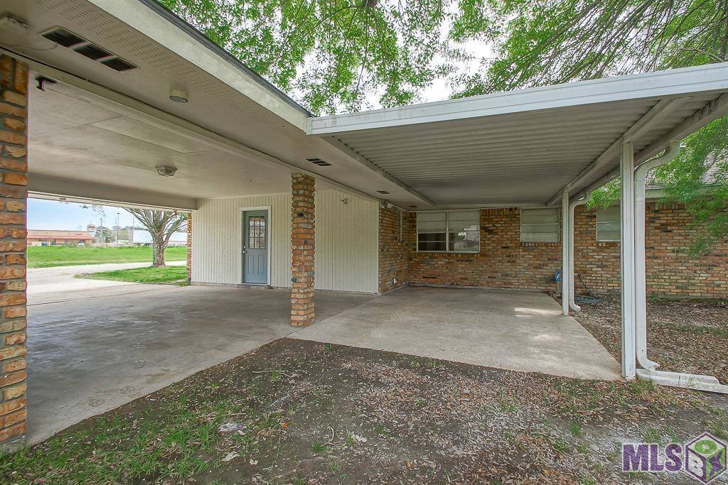 7651 Magnolia Beach Rd, Denham Springs, LA 70726