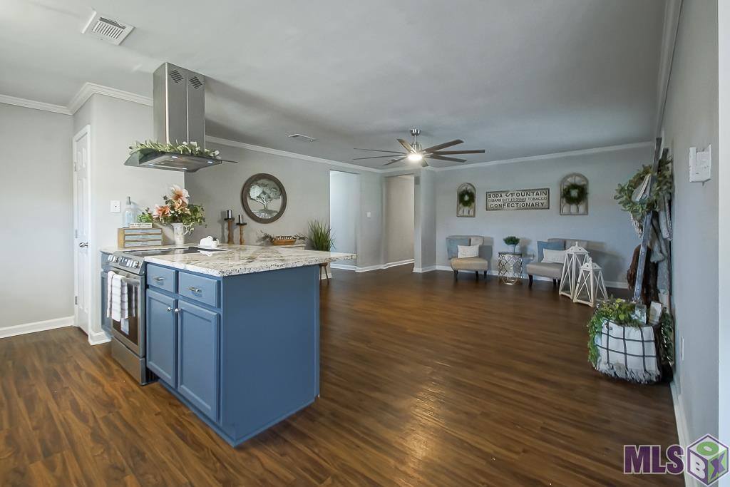 7651 Magnolia Beach Rd, Denham Springs, LA 70726