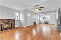 169 Carver St, Springfield, MA 01108