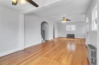 169 Carver St, Springfield, MA 01108