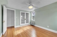 169 Carver St, Springfield, MA 01108