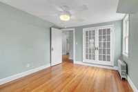169 Carver St, Springfield, MA 01108