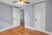 169 Carver St, Springfield, MA 01108