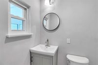 169 Carver St, Springfield, MA 01108
