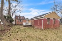 169 Carver St, Springfield, MA 01108