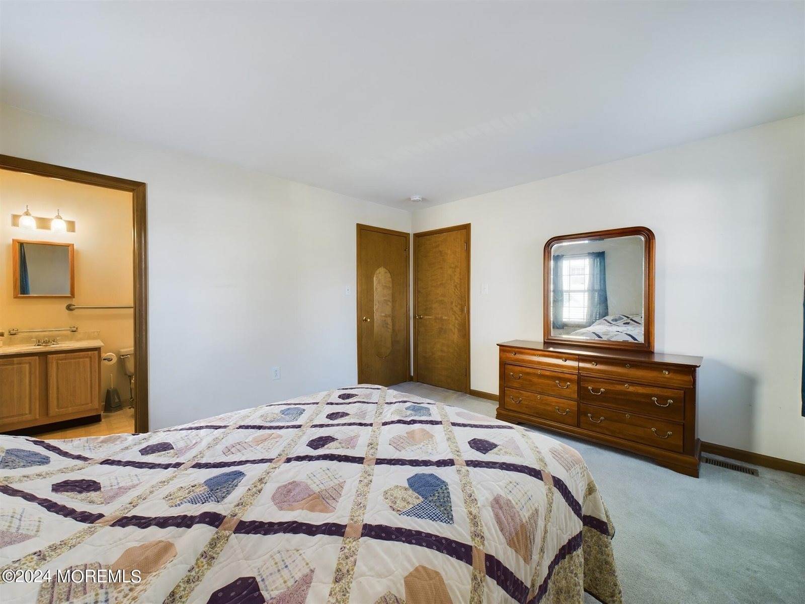 426 Stockton Street, Hightstown, NJ 08520