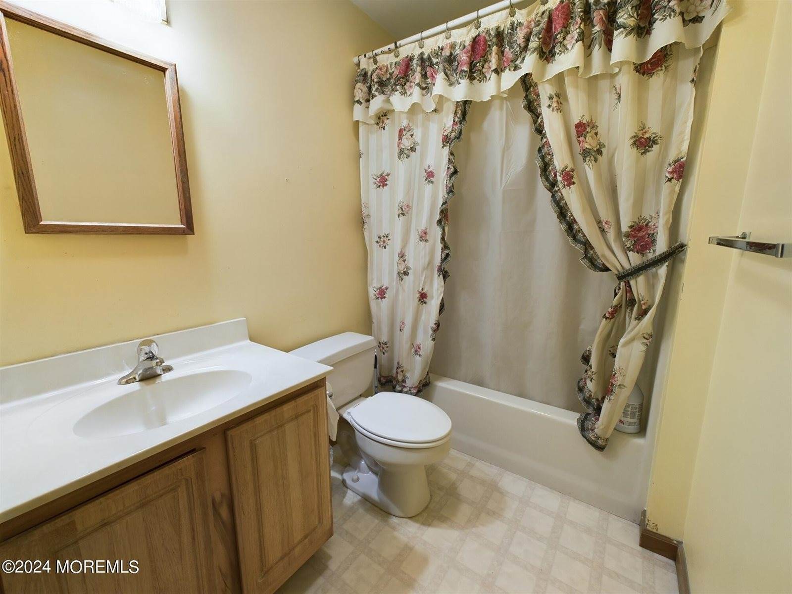 426 Stockton Street, Hightstown, NJ 08520