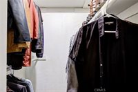 7101 Farralone Avenue, Canoga Park, CA 91303