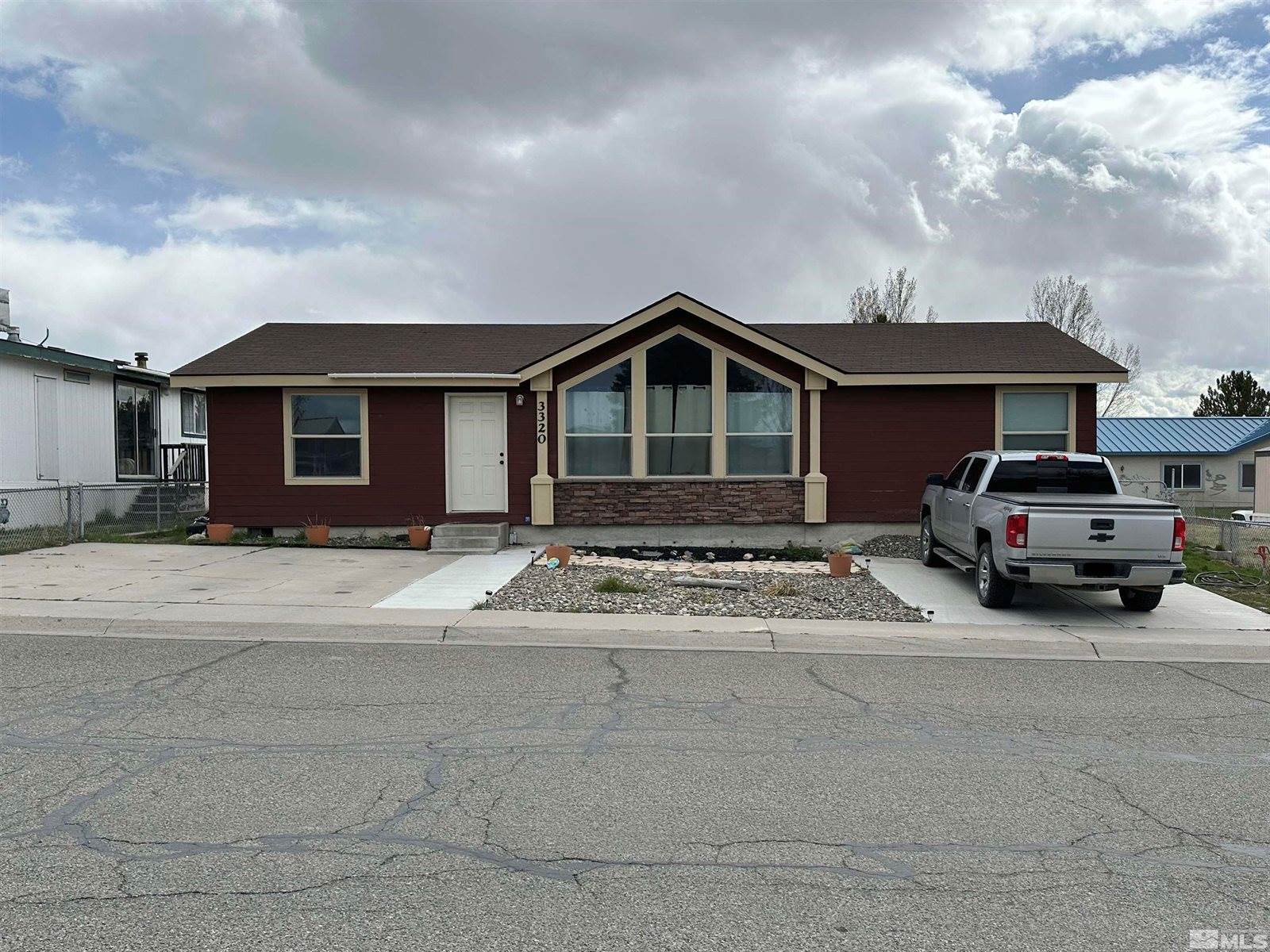 3320 Moon Ln, Winnemucca, NV 89445