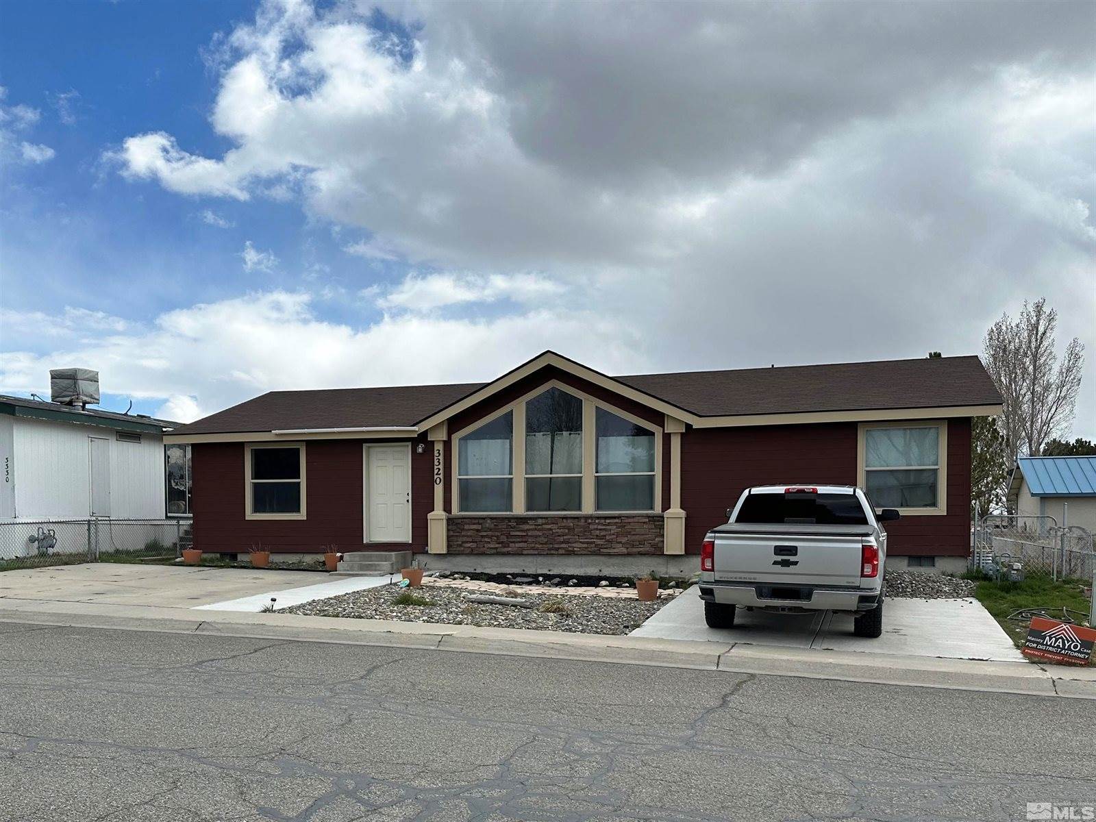 3320 Moon Ln, Winnemucca, NV 89445