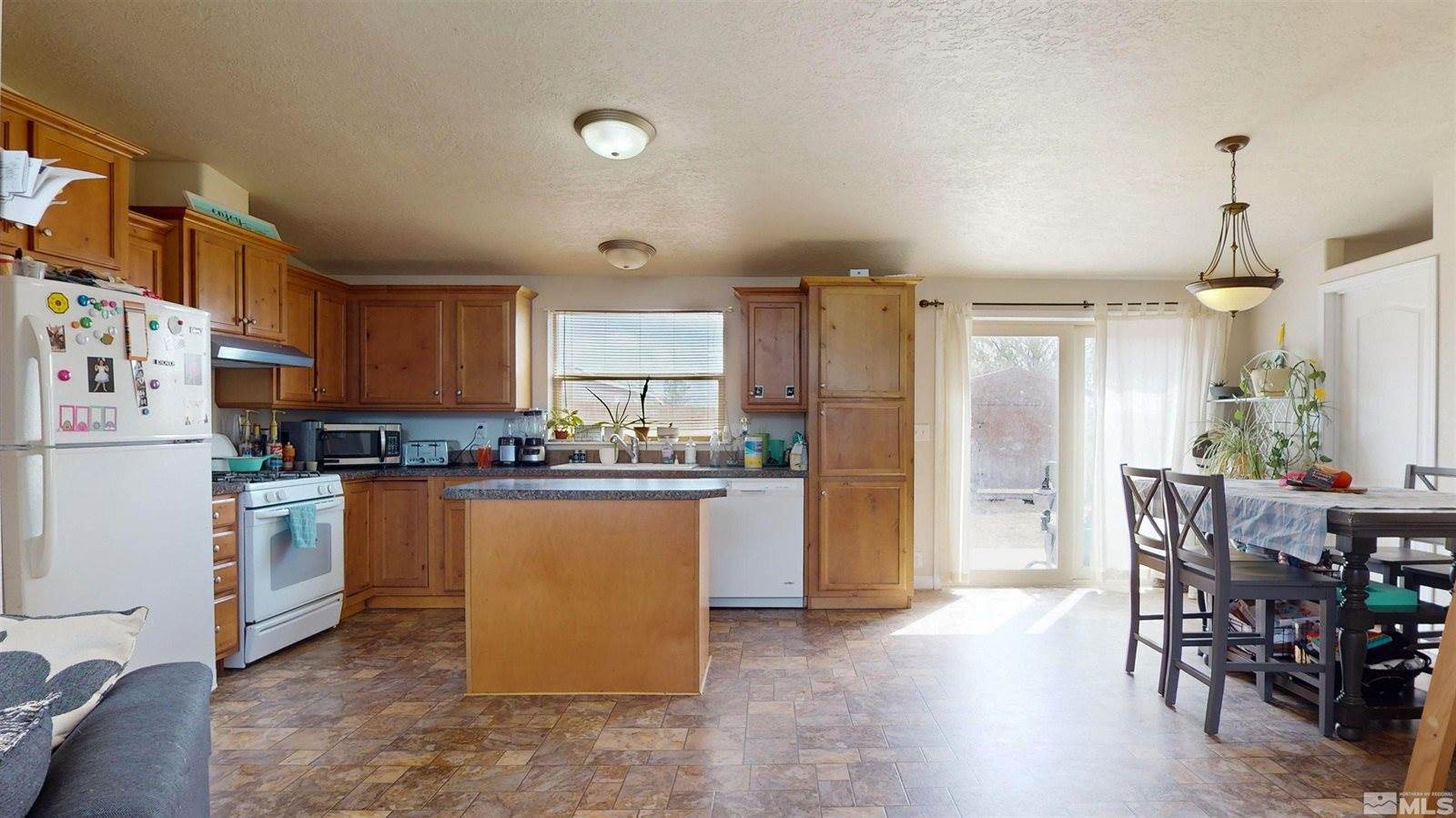 3320 Moon Ln, Winnemucca, NV 89445