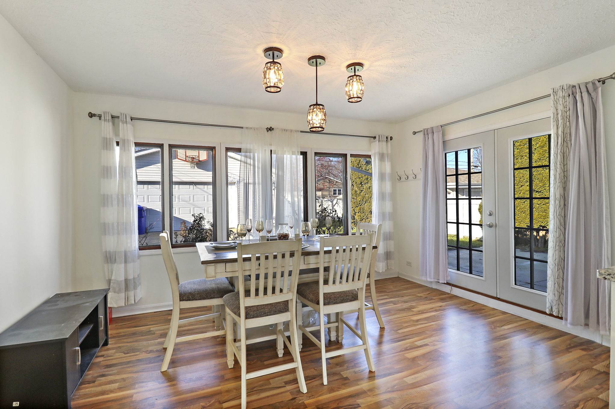 6122 49th Ave, Kenosha, WI 53142