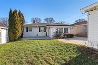 6122 49th Ave, Kenosha, WI 53142