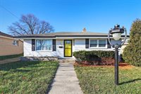 6122 49th Ave, Kenosha, WI 53142