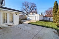 6122 49th Ave, Kenosha, WI 53142