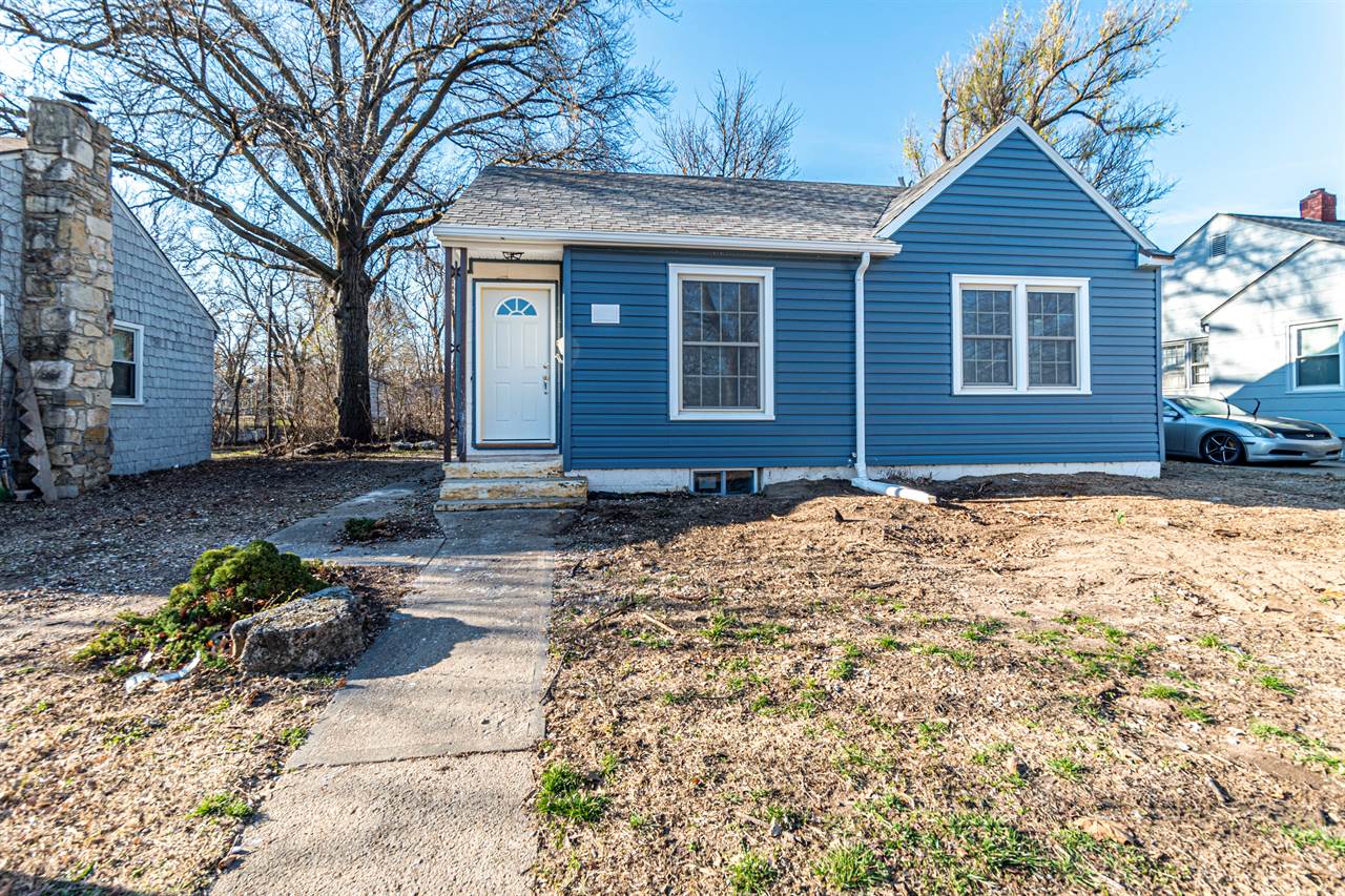 523 West Pine Street, Junction City, KS 66441