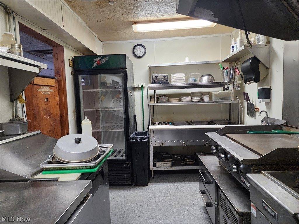 16869 Cadiz Road, Lore City, OH 43755