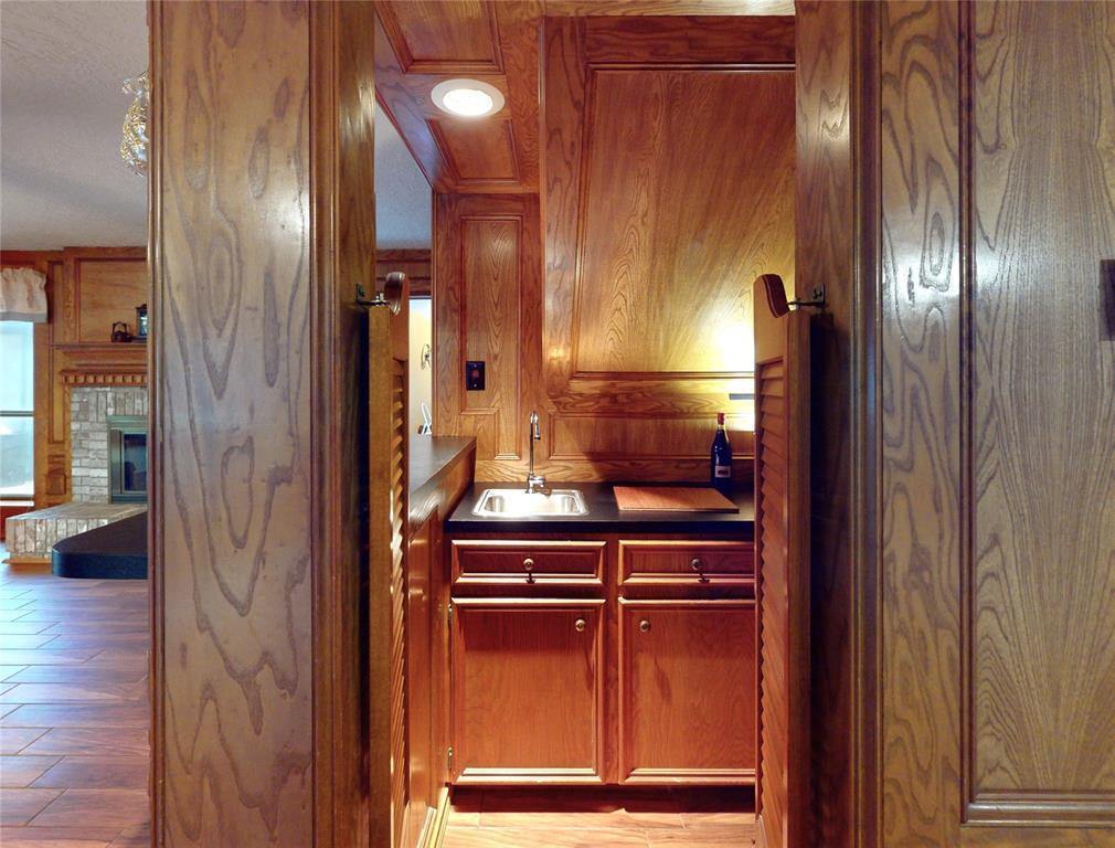 1706 West Hedgecroft Drive, Seabrook, TX 77586