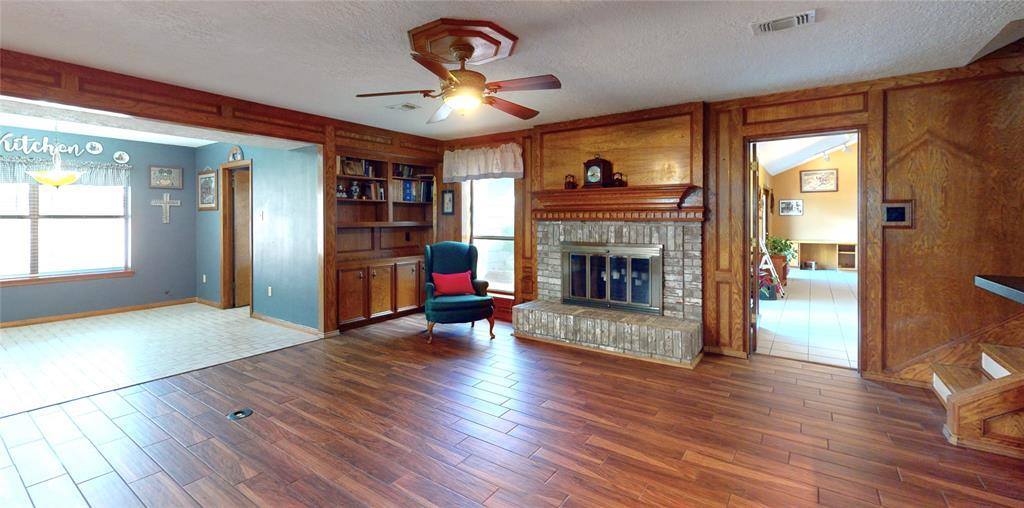 1706 West Hedgecroft Drive, Seabrook, TX 77586