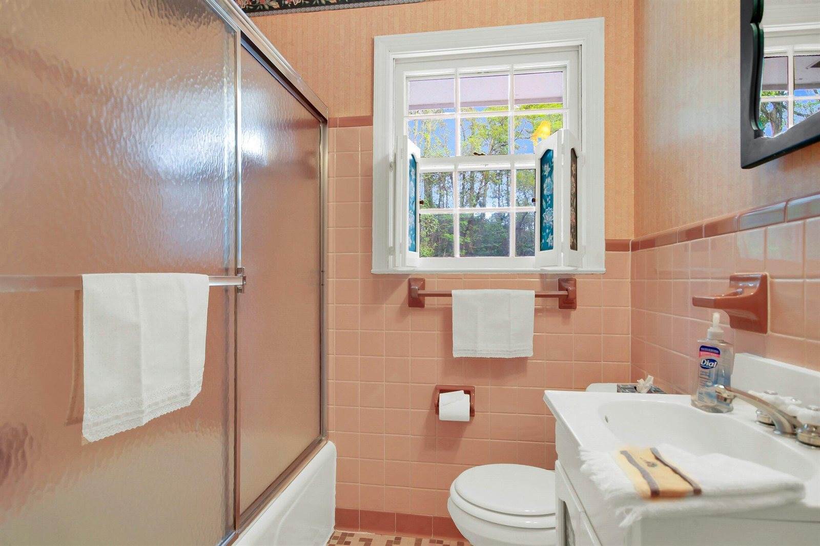 930 Holly Court, Hanahan, SC 29410