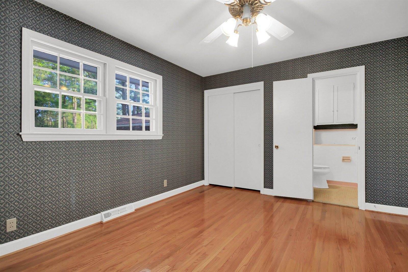 930 Holly Court, Hanahan, SC 29410