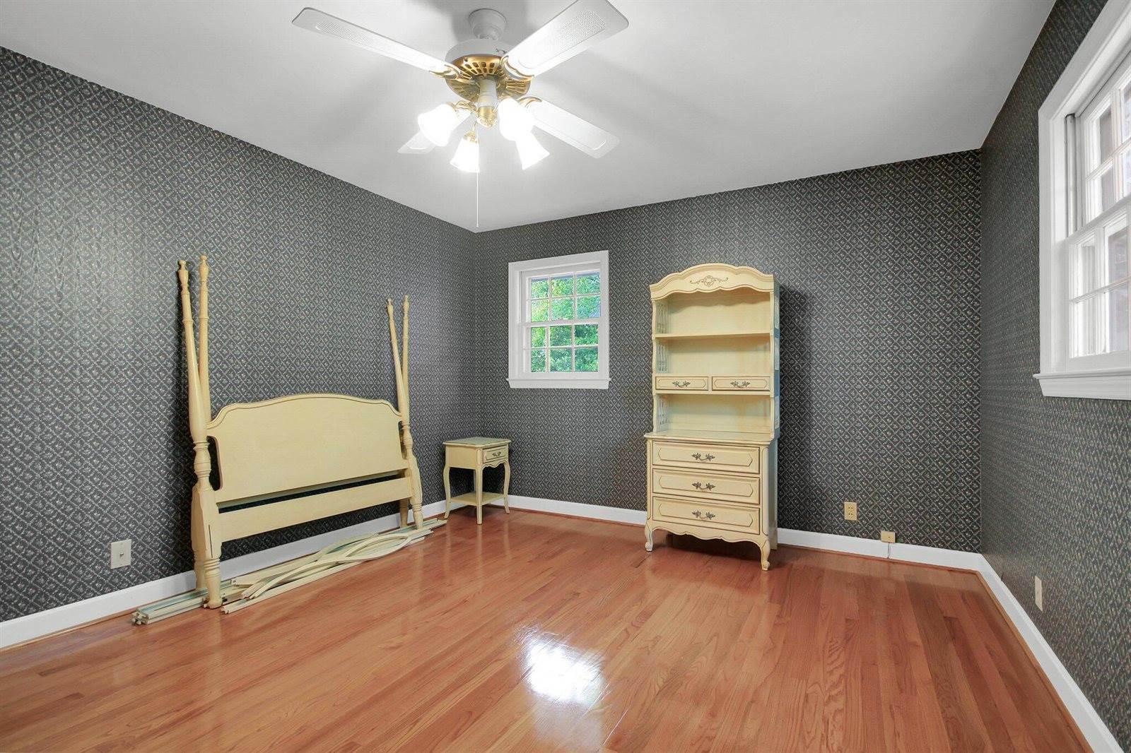 930 Holly Court, Hanahan, SC 29410